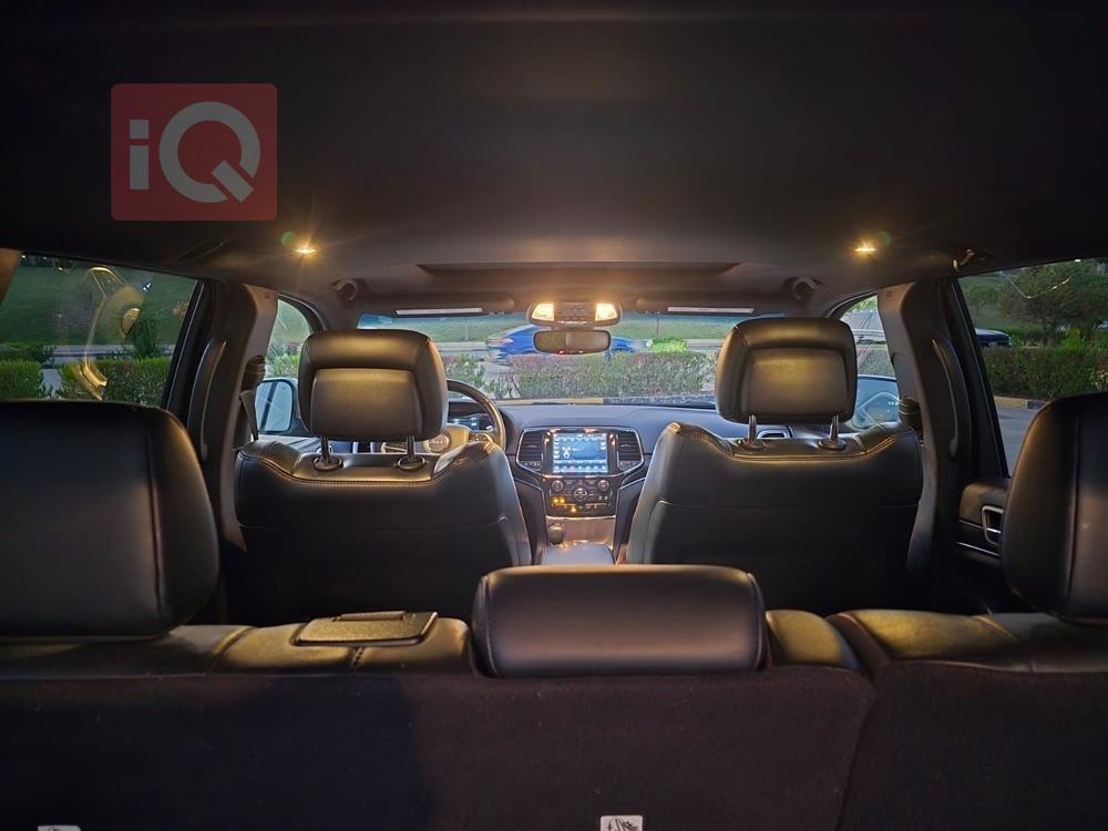 جيب جراند شيروكي